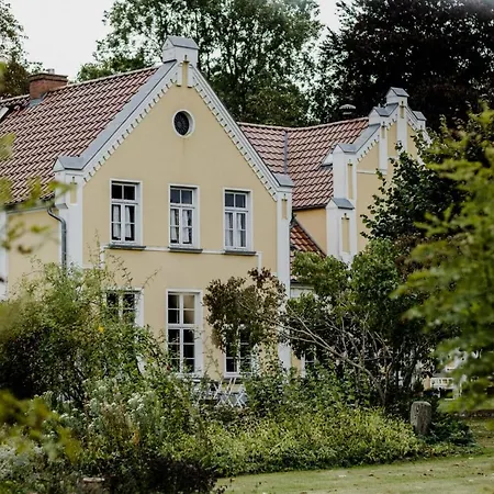 Wildkrauterhotel Ehmkendorf Hotel 4*