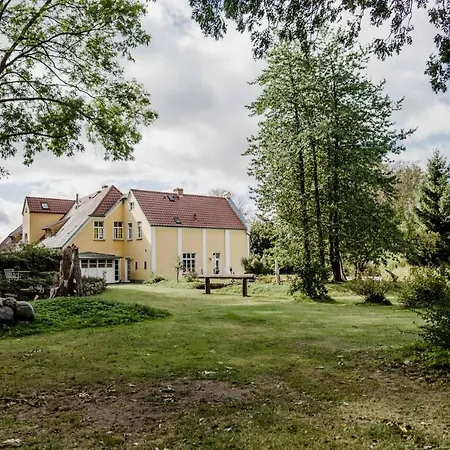 Wildkrauterhotel Ehmkendorf 4*