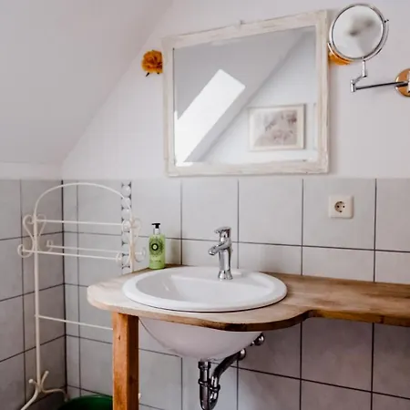 Wildkrauterhotel Ehmkendorf Emkendorf (Plon)